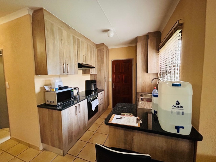 3 Bedroom Property for Sale in Strubenvale Gauteng