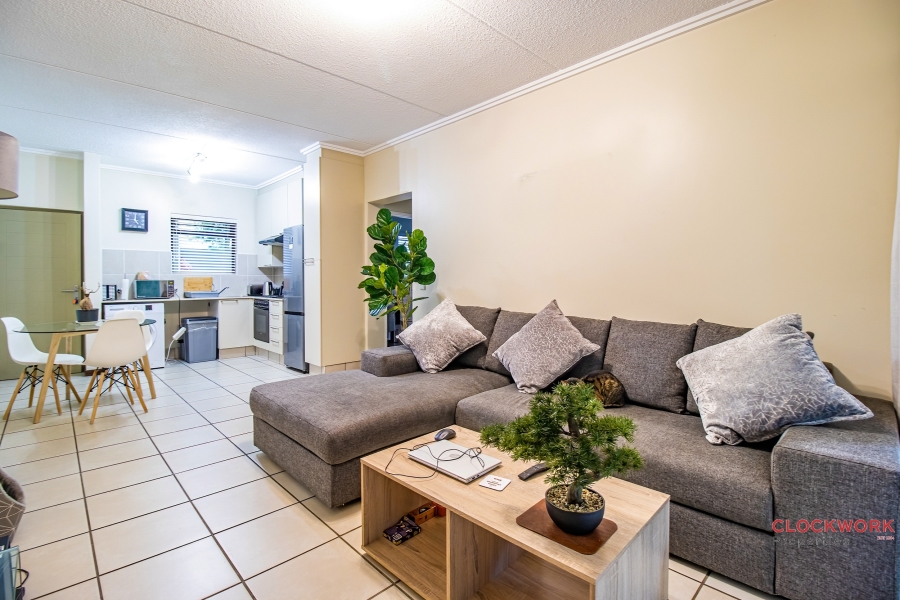 1 Bedroom Property for Sale in Bryanston Gauteng