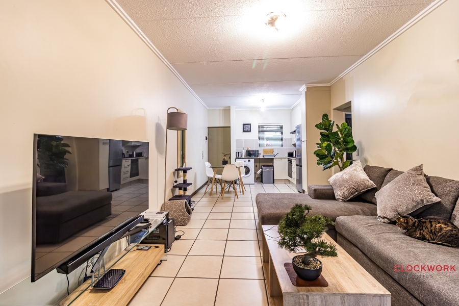 1 Bedroom Property for Sale in Bryanston Gauteng