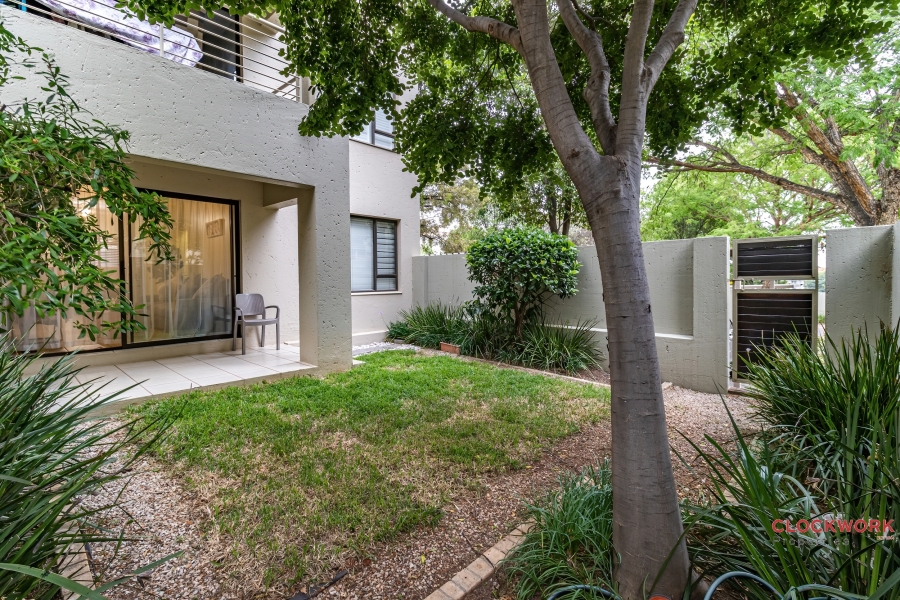 1 Bedroom Property for Sale in Bryanston Gauteng