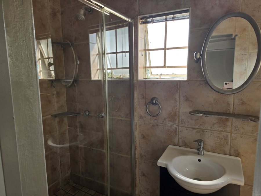 2 Bedroom Property for Sale in Northgate Gauteng