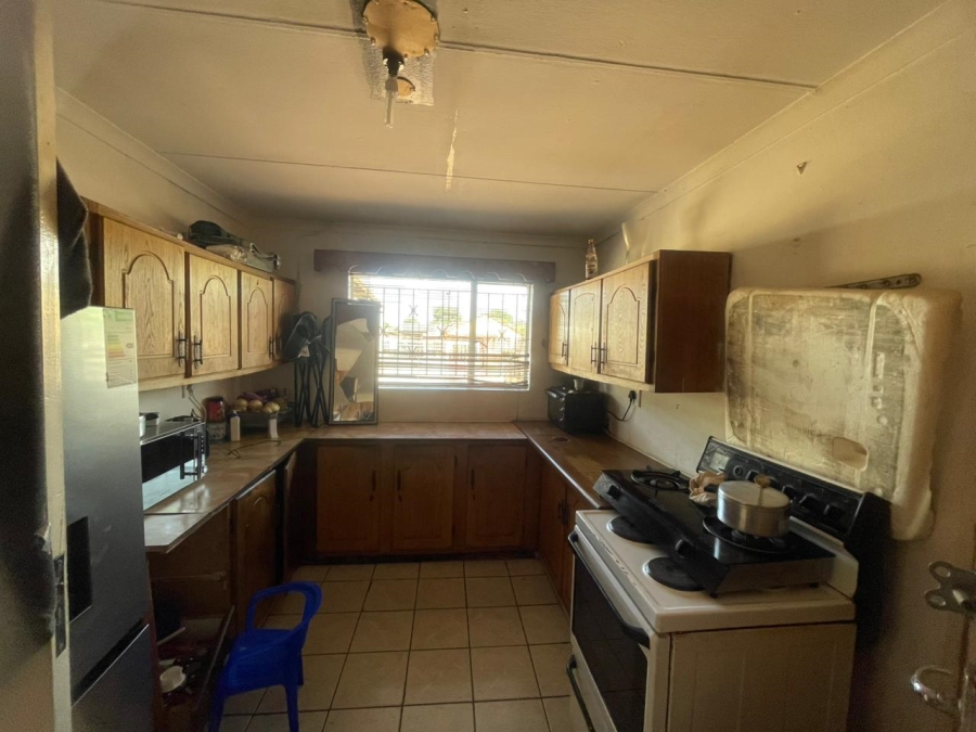 3 Bedroom Property for Sale in Bakerton Gauteng