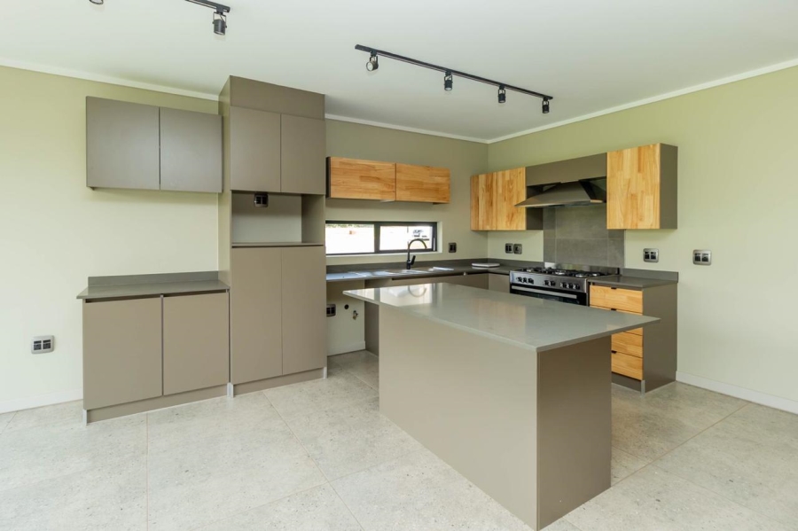 3 Bedroom Property for Sale in Ebotse Golf Estate Gauteng