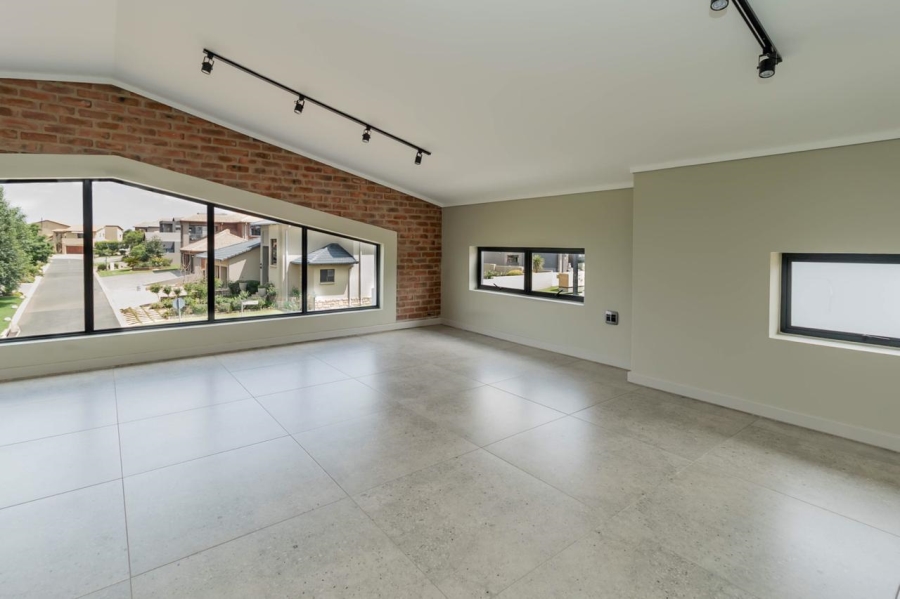 3 Bedroom Property for Sale in Ebotse Golf Estate Gauteng