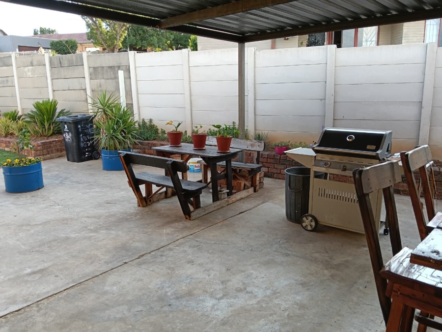 To Let 3 Bedroom Property for Rent in Visagie Park Gauteng