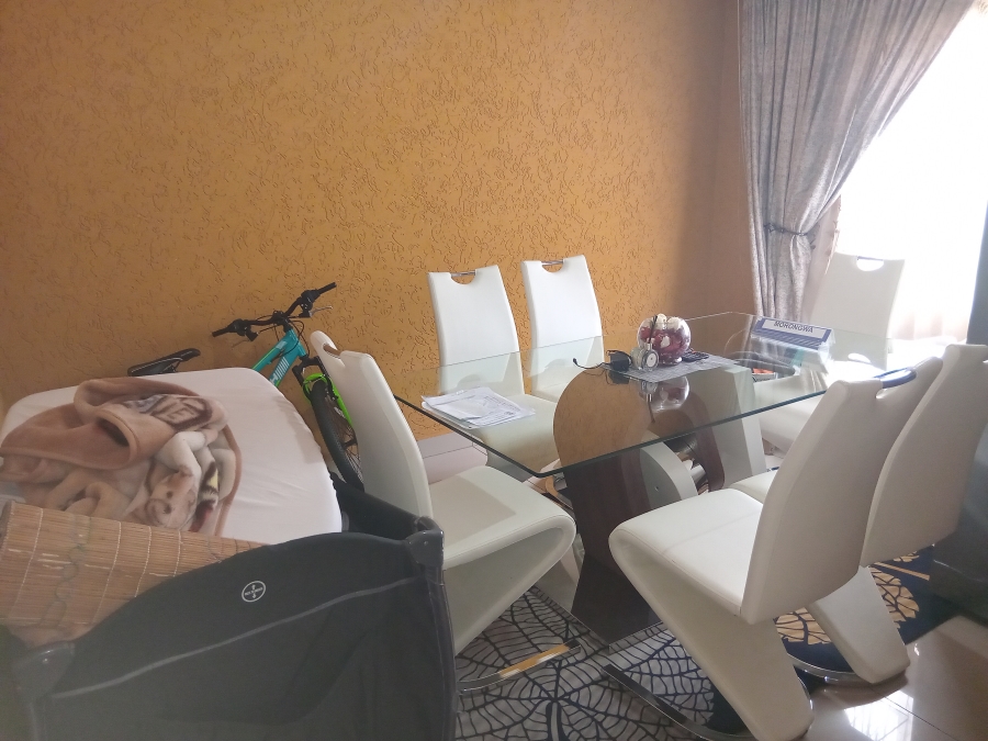 To Let 3 Bedroom Property for Rent in Birchleigh Gauteng