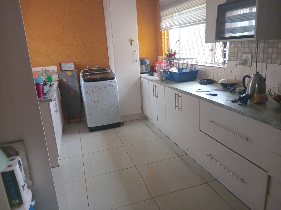To Let 3 Bedroom Property for Rent in Birchleigh Gauteng
