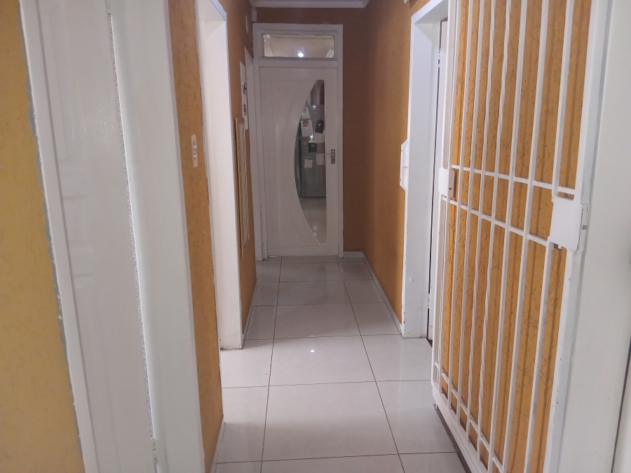 To Let 3 Bedroom Property for Rent in Birchleigh Gauteng