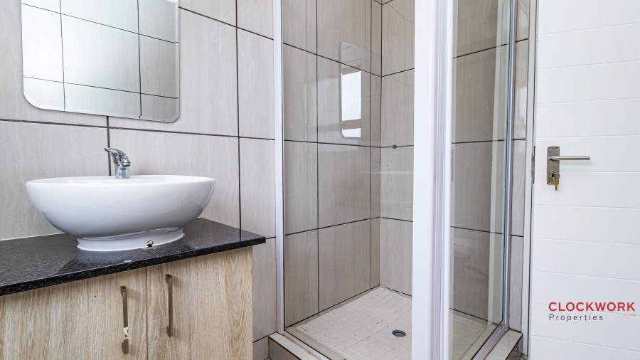 3 Bedroom Property for Sale in Goedeburg Gauteng