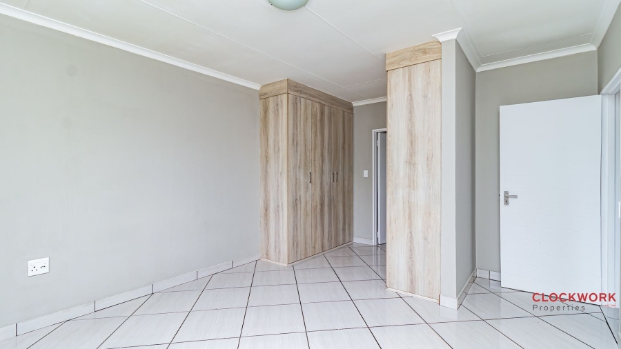 3 Bedroom Property for Sale in Goedeburg Gauteng