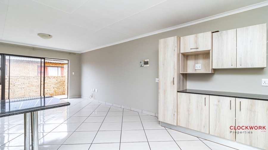 3 Bedroom Property for Sale in Goedeburg Gauteng