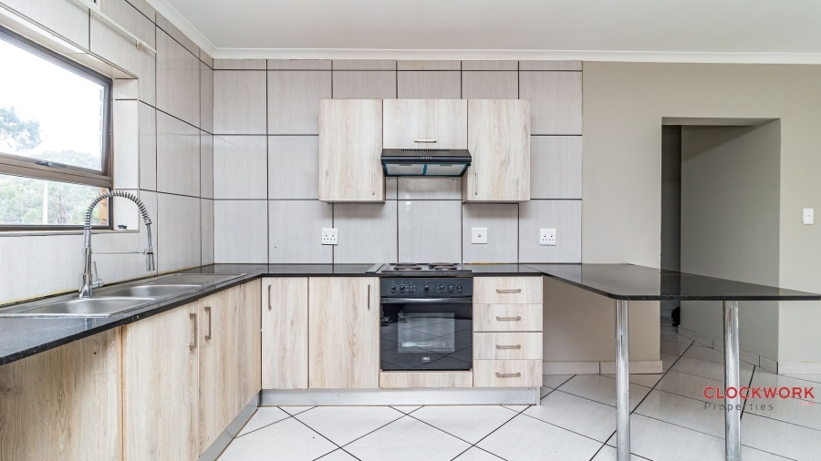 3 Bedroom Property for Sale in Goedeburg Gauteng