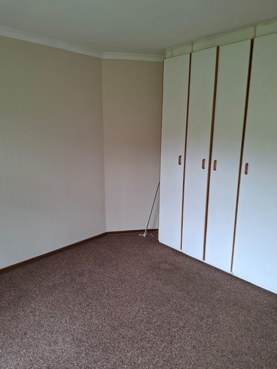 To Let 3 Bedroom Property for Rent in Glen Marais Gauteng