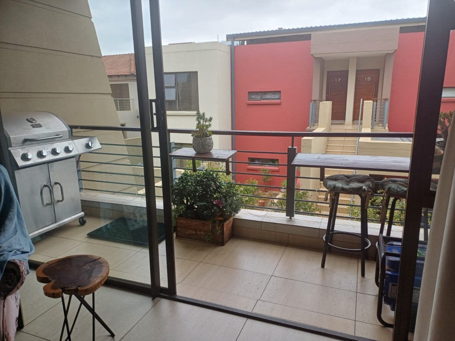 2 Bedroom Property for Sale in Glen Eagle Estate Gauteng