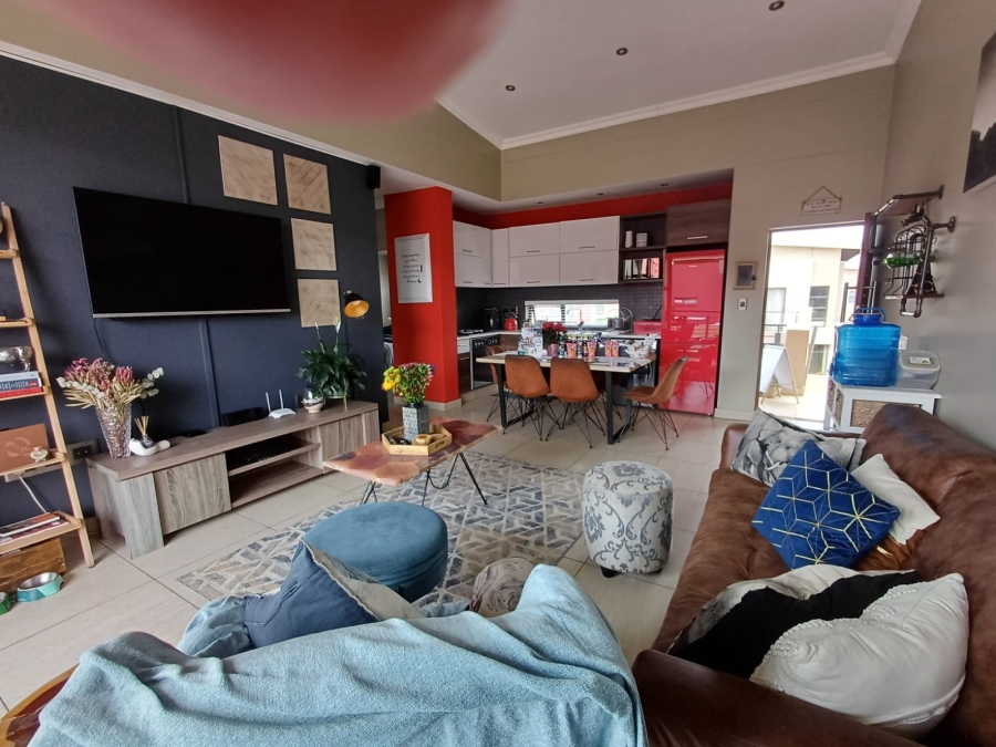 2 Bedroom Property for Sale in Glen Eagle Estate Gauteng