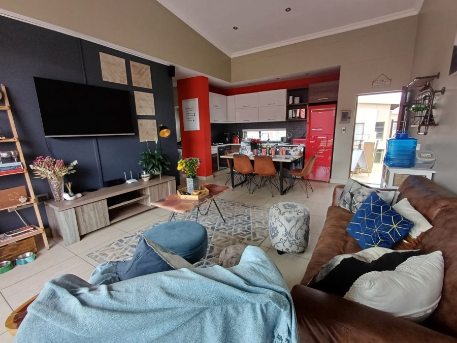 2 Bedroom Property for Sale in Glen Eagle Estate Gauteng