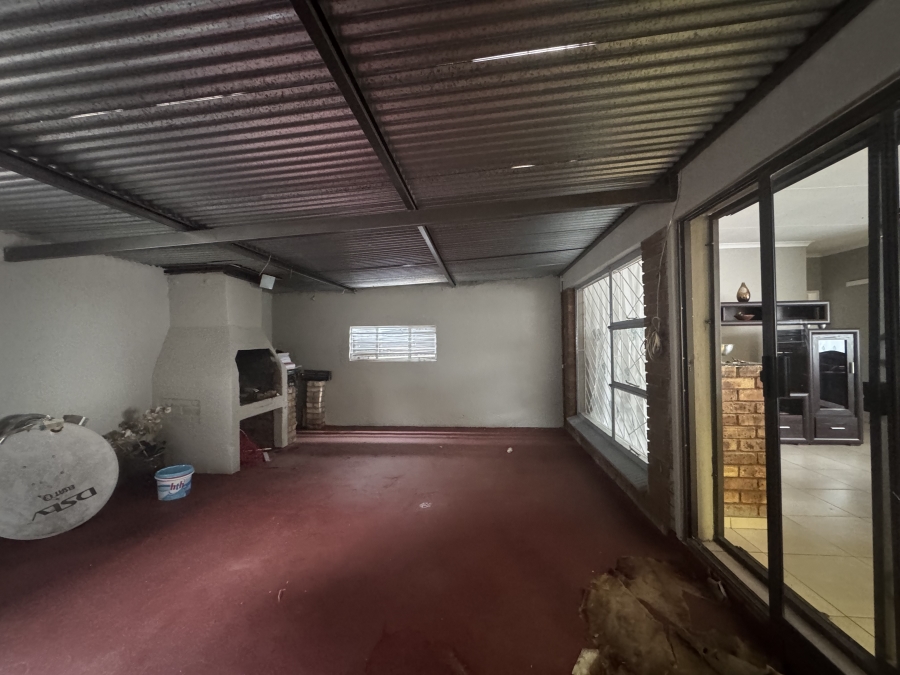 3 Bedroom Property for Sale in Mayberry Park Gauteng