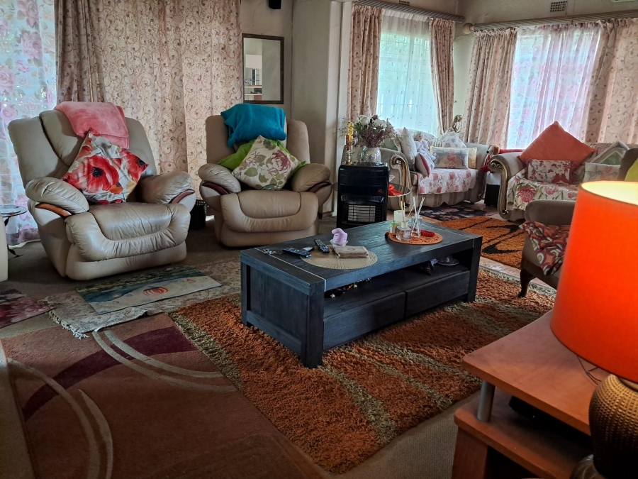 3 Bedroom Property for Sale in Brakpan Central Gauteng