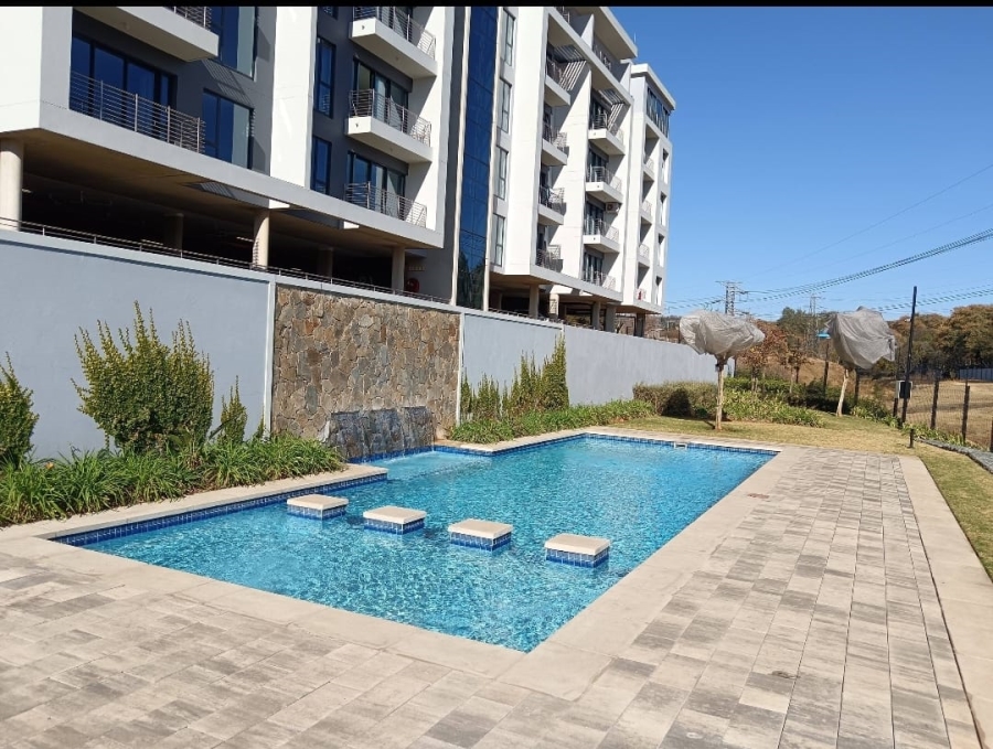 To Let 2 Bedroom Property for Rent in Glenadrienne East Gauteng