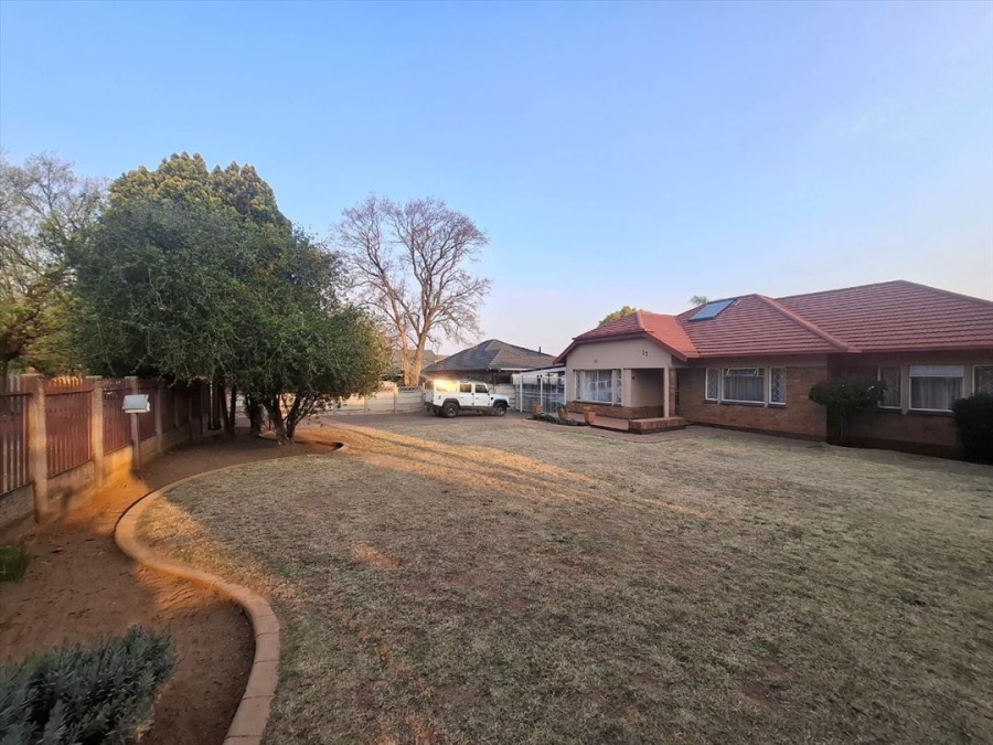3 Bedroom Property for Sale in Parkdene Gauteng