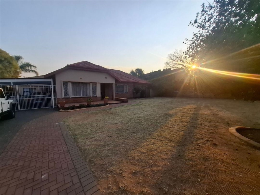 3 Bedroom Property for Sale in Parkdene Gauteng