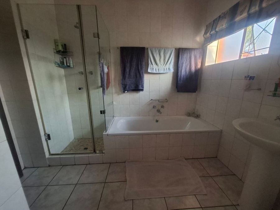 3 Bedroom Property for Sale in Parkdene Gauteng