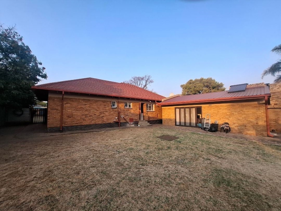 3 Bedroom Property for Sale in Parkdene Gauteng
