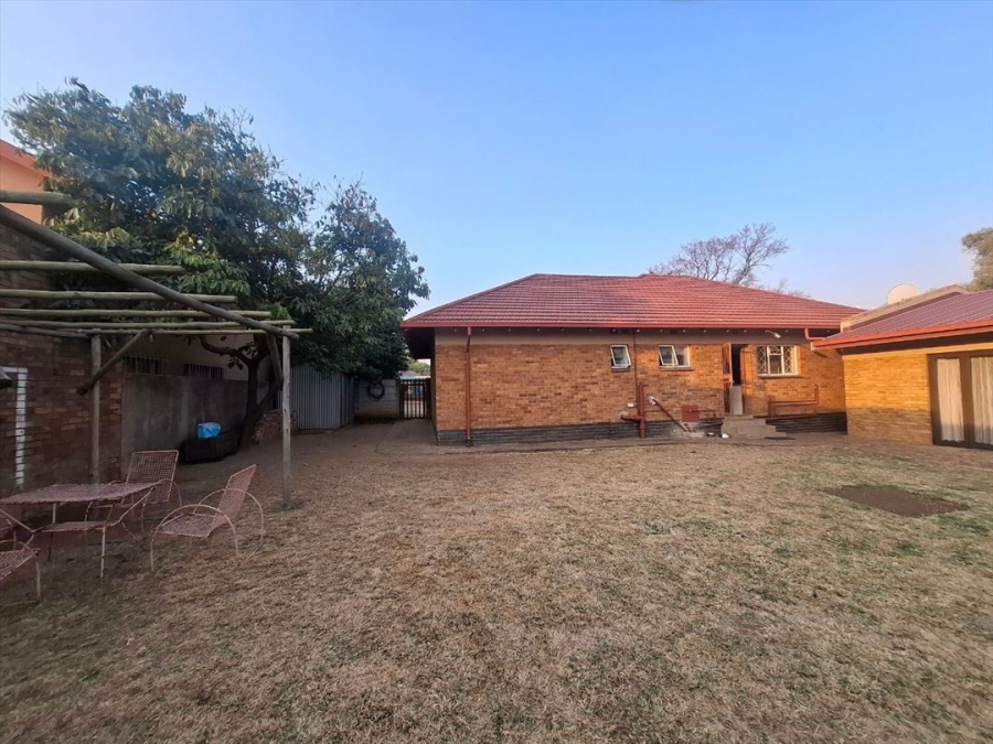 3 Bedroom Property for Sale in Parkdene Gauteng