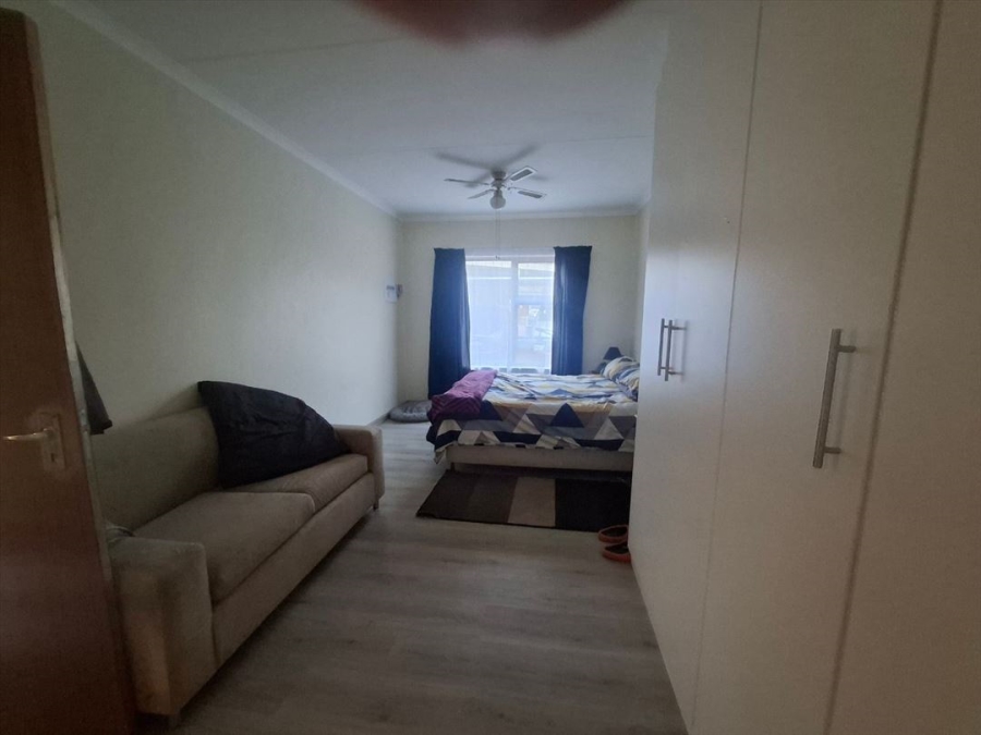 3 Bedroom Property for Sale in Parkdene Gauteng