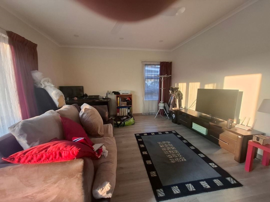 3 Bedroom Property for Sale in Parkdene Gauteng