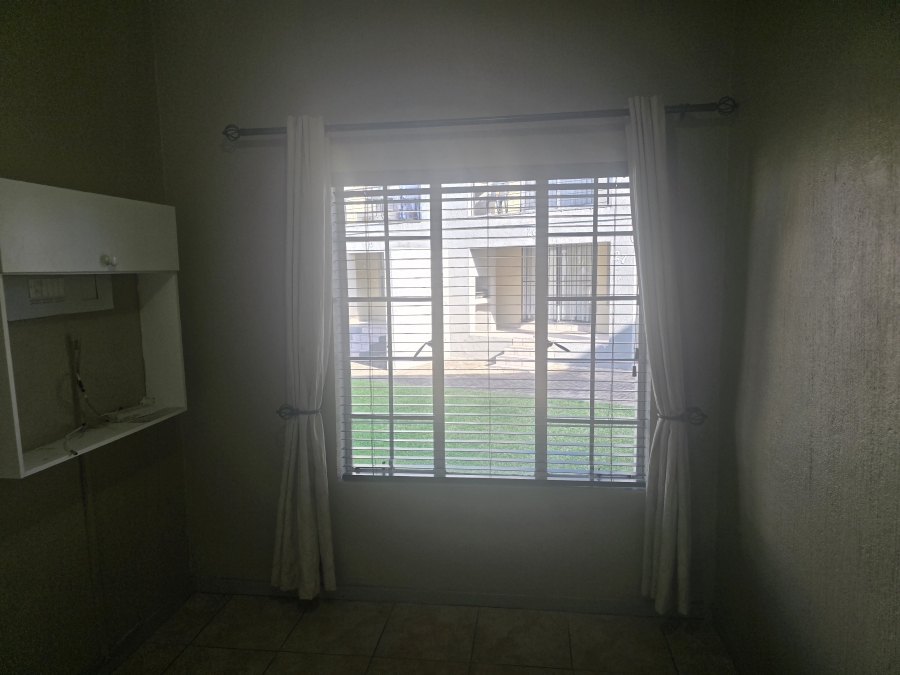 2 Bedroom Property for Sale in Northgate Gauteng