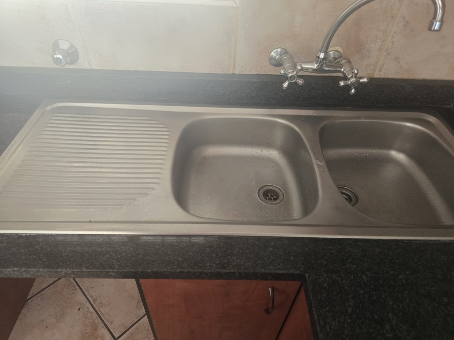 2 Bedroom Property for Sale in Northgate Gauteng