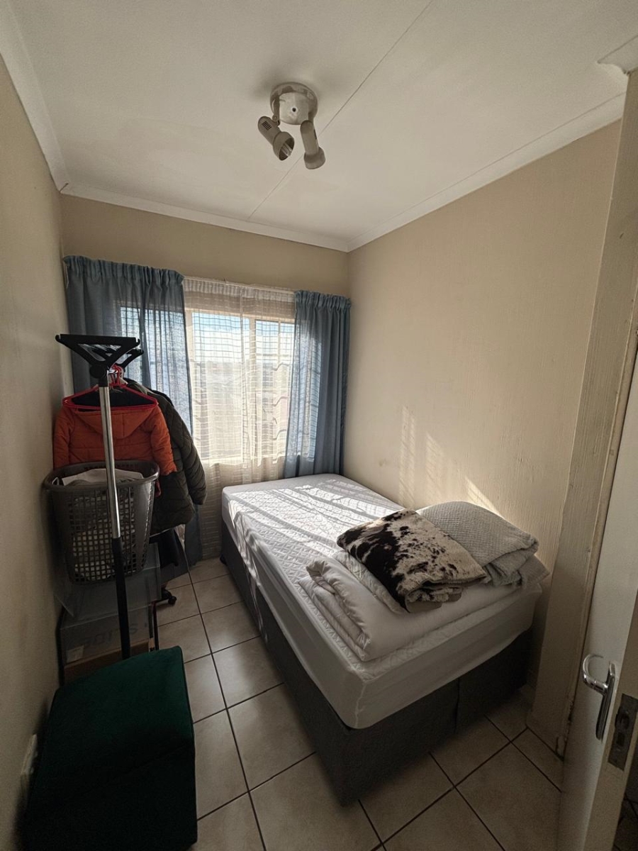 2 Bedroom Property for Sale in Elspark Gauteng