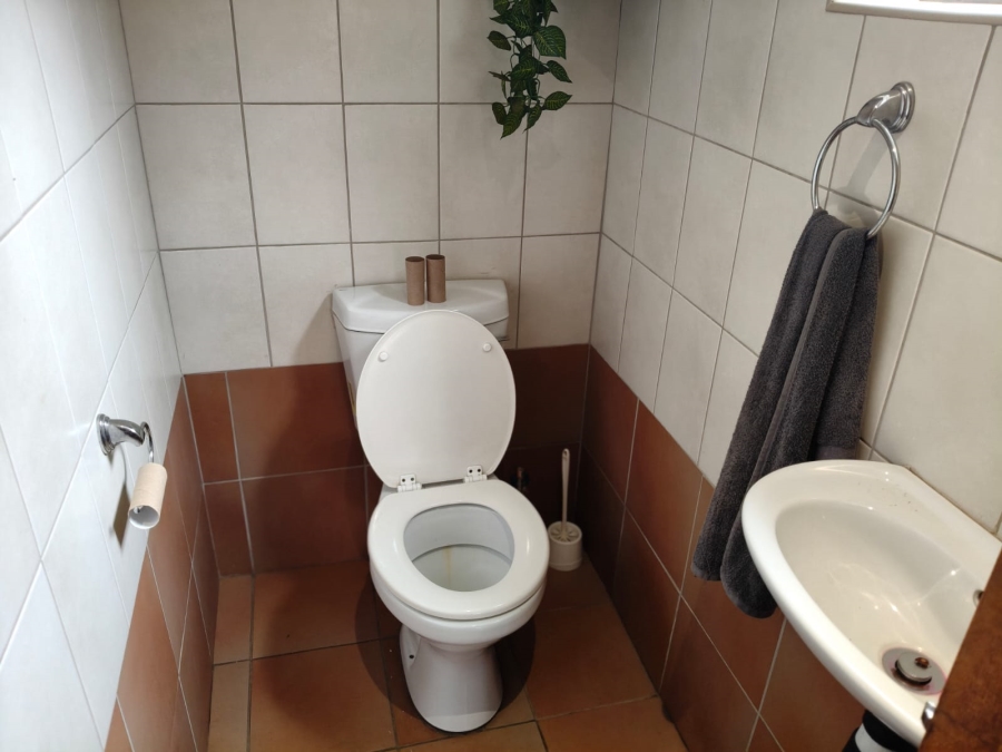 4 Bedroom Property for Sale in Van Riebeeck Park Gauteng