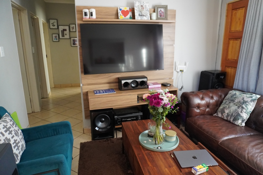 3 Bedroom Property for Sale in Dawn Park Gauteng