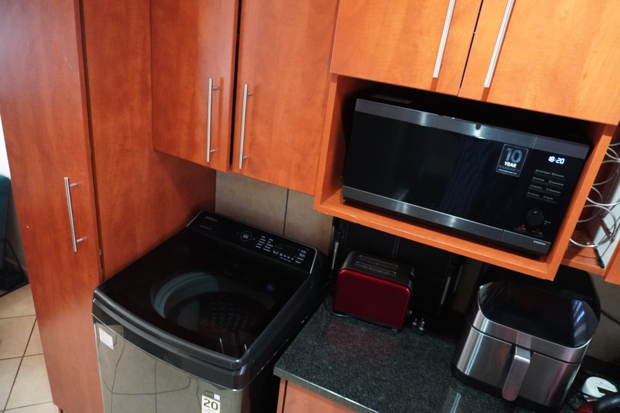 3 Bedroom Property for Sale in Dawn Park Gauteng