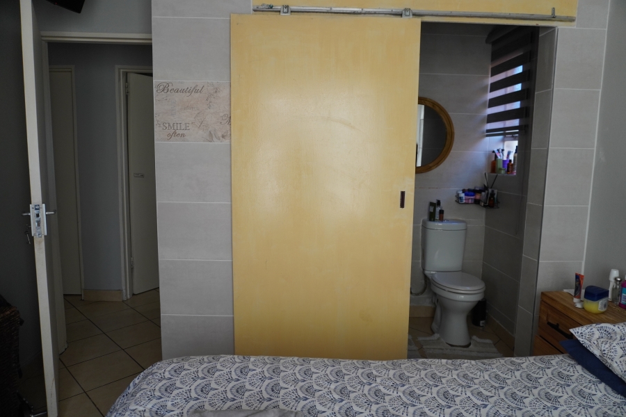 3 Bedroom Property for Sale in Dawn Park Gauteng