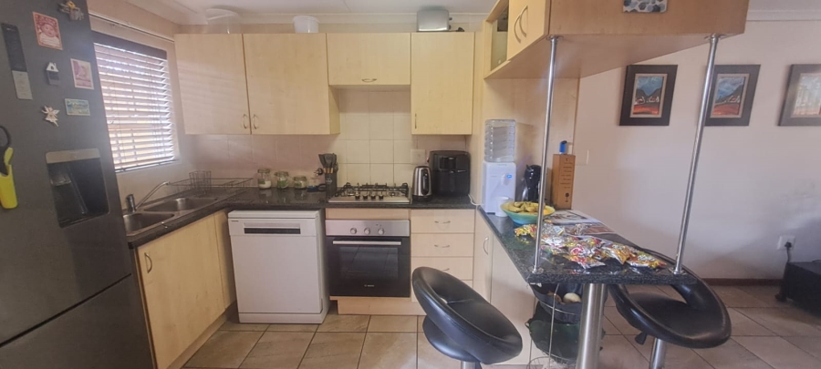 2 Bedroom Property for Sale in Rynfield Gauteng