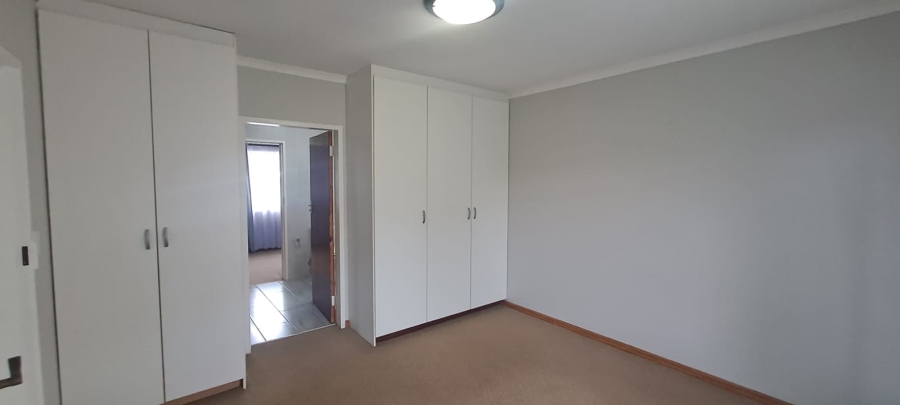2 Bedroom Property for Sale in Pomona Gauteng