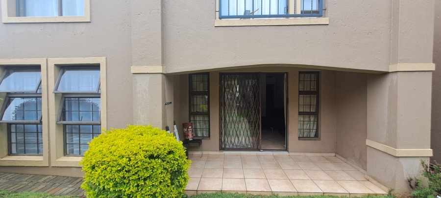 2 Bedroom Property for Sale in Jansenpark Gauteng