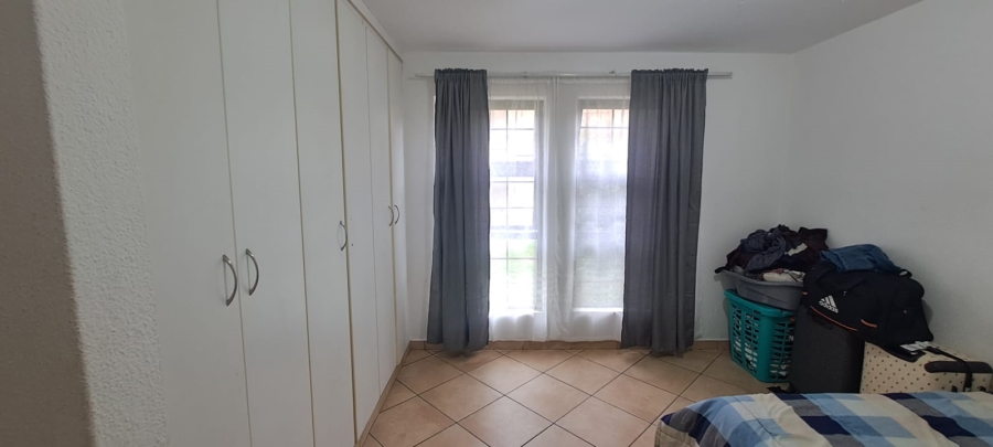 2 Bedroom Property for Sale in Jansenpark Gauteng