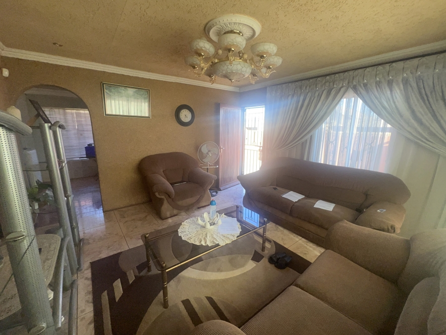 3 Bedroom Property for Sale in Protea Glen Gauteng
