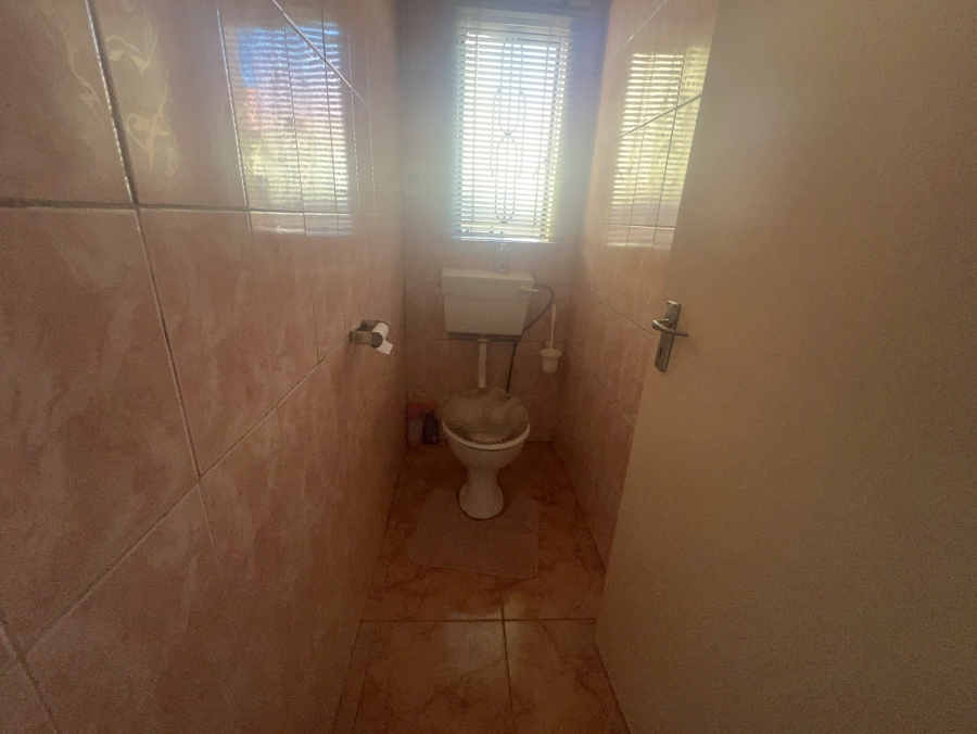 3 Bedroom Property for Sale in Protea Glen Gauteng
