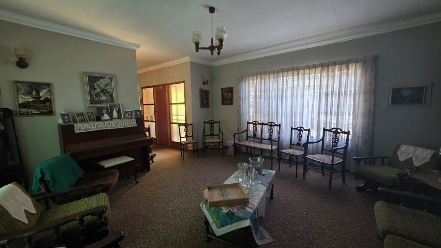 4 Bedroom Property for Sale in Garsfontein Gauteng