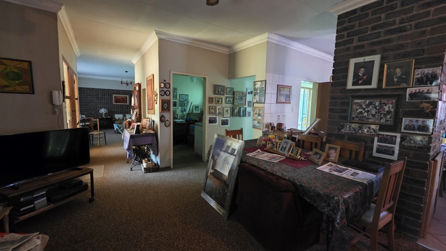 4 Bedroom Property for Sale in Garsfontein Gauteng