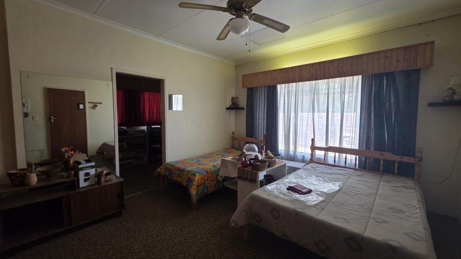 4 Bedroom Property for Sale in Garsfontein Gauteng