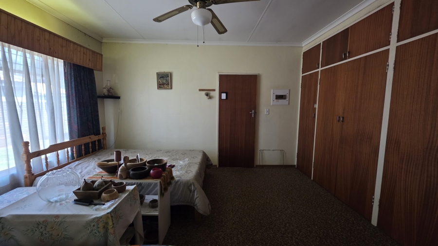 4 Bedroom Property for Sale in Garsfontein Gauteng