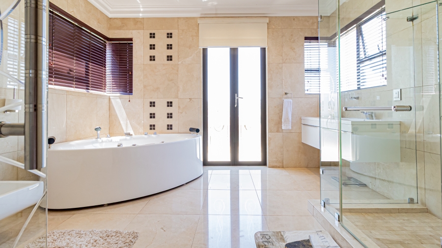 7 Bedroom Property for Sale in The Hills Game Reserve Estate Gauteng