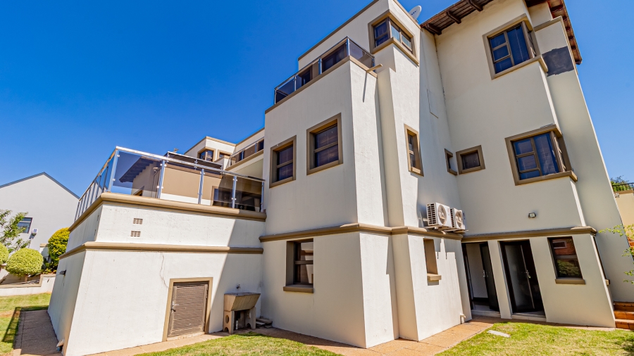 7 Bedroom Property for Sale in The Hills Game Reserve Estate Gauteng