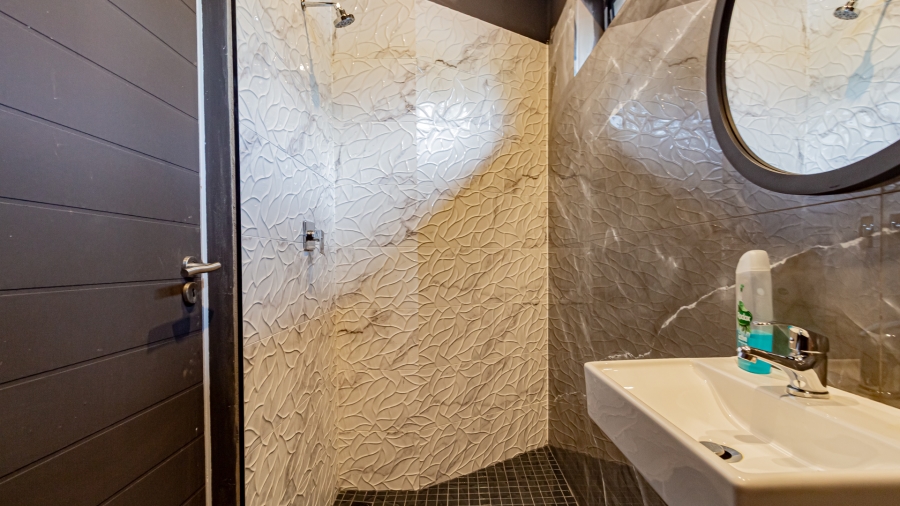 4 Bedroom Property for Sale in The Hills Game Reserve Estate Gauteng